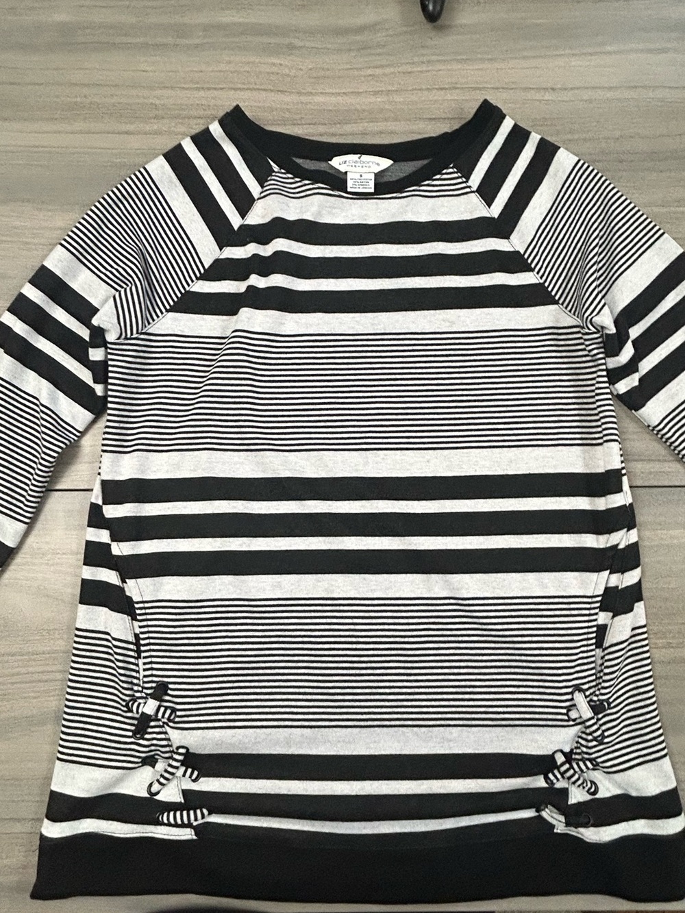 Liz Claiborne weekend Black and White Striped 3/4 Sleeve Tee
